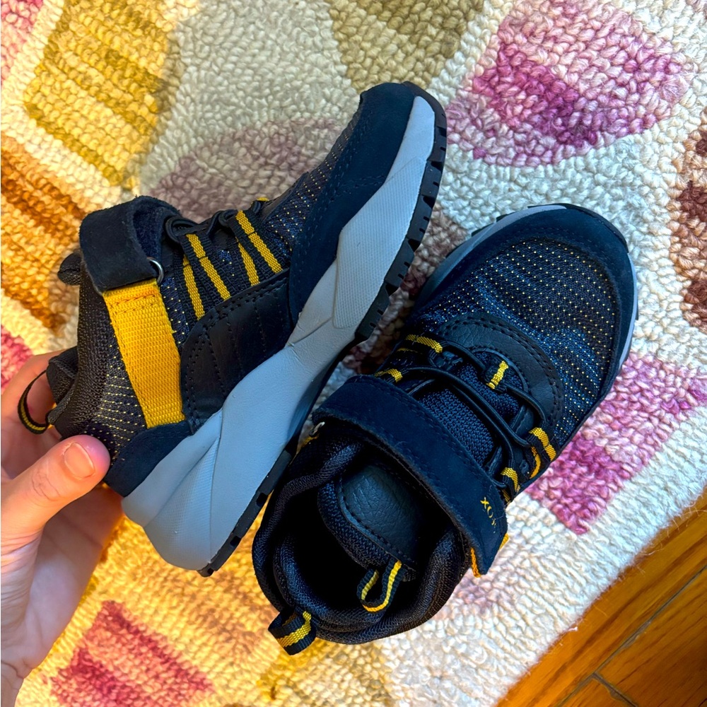 Kids Geox Velcro Sneakers